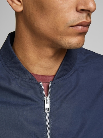 Coupe regular Veste mi-saison 'Rush' JACK & JONES en bleu