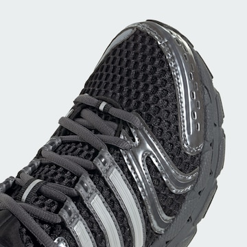 ADIDAS ORIGINALS - Zapatillas deportivas bajas 'ADISTAR CONTROL 5 W' en negro