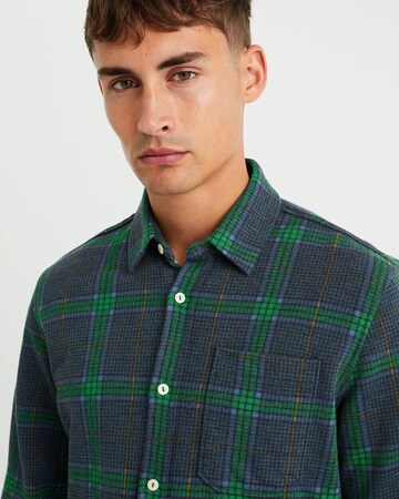 WE Fashion Regular fit Button Up Shirt in Green