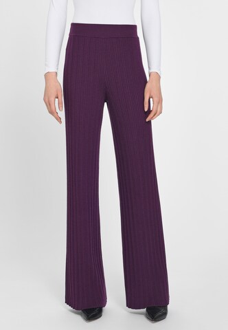 Laura Biagiotti Roma Regular Pants in Purple: front