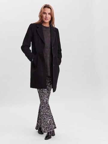 VERO MODA Between-Seasons Coat 'Calacindy' in Black