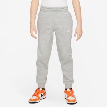 Nike Sportswear Tapered Pants 'Club' in Grey: front
