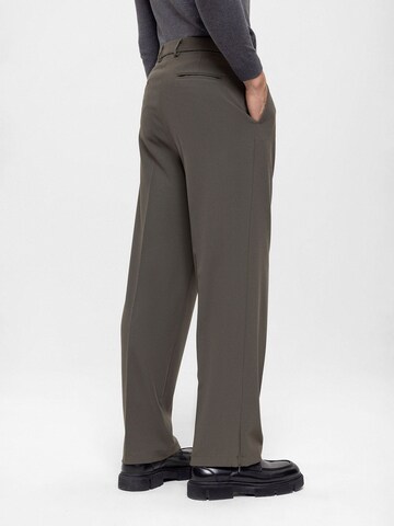 Effilé Pantalon à pince Antioch en vert