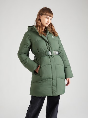 Calvin Klein Jeans Wintermantel in Groen: voorkant