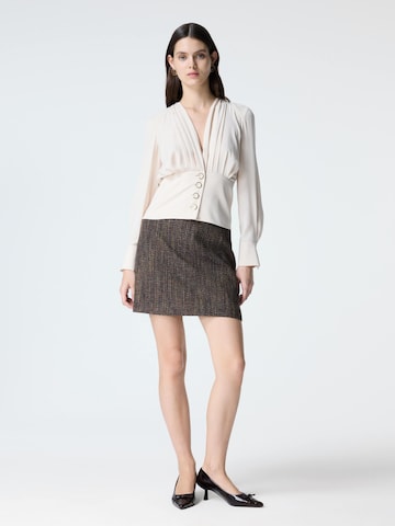 adl Blouse in Beige