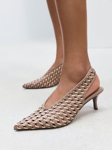 Next - Zapatos destalonado 'Forever Comfort' en beige