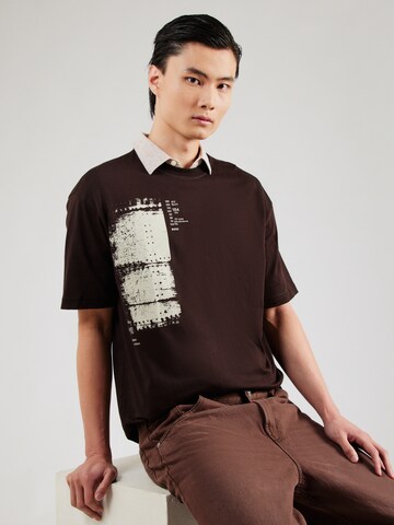 BOSS - Camiseta 'Te_Wagon' en marrón: frente