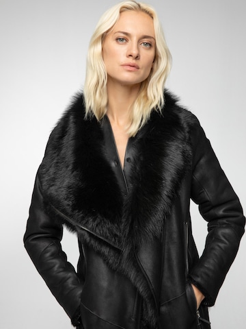 VESPUCCI BY VSP Winter Coat 'Elena' in Black