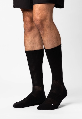 SNOCKS Athletic Socks in Black: front