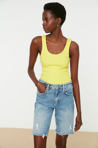 Haut 'Athlete' Trendyol en jaune : devant