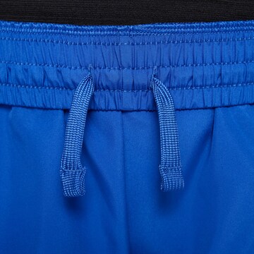 regular Pantaloni sportivi di NIKE in blu