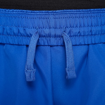 regular Pantaloni sportivi di NIKE in blu