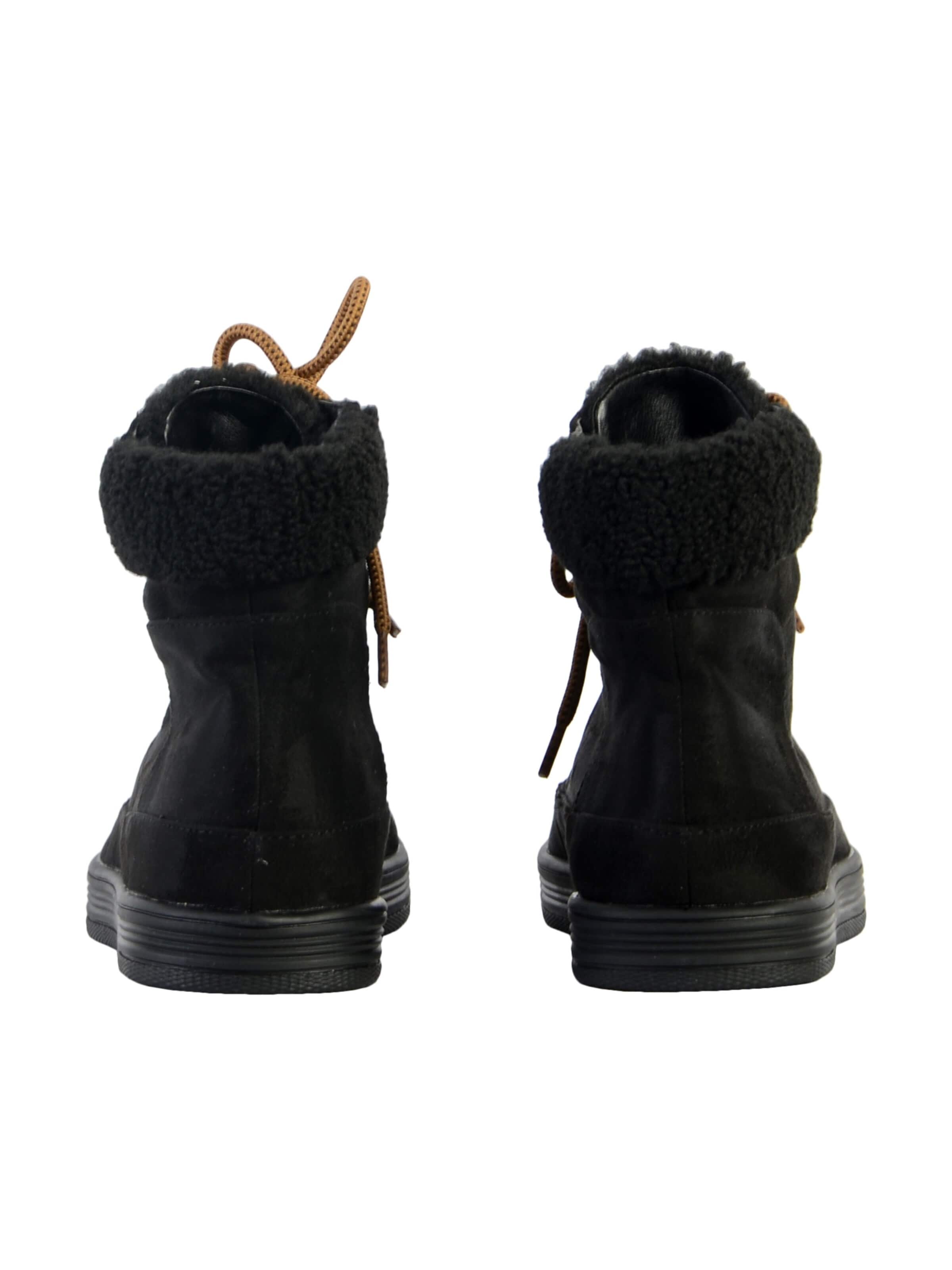Ankle boots di The Divine Factory in nero