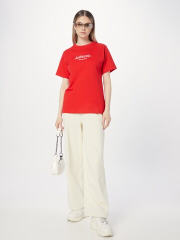 new balance T-Shirt in Rot