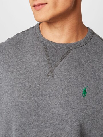 Polo Ralph Lauren Regular Fit Sweatshirt in Grau