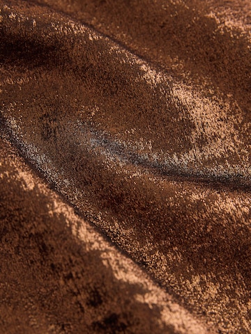 Next Top - Bronzová