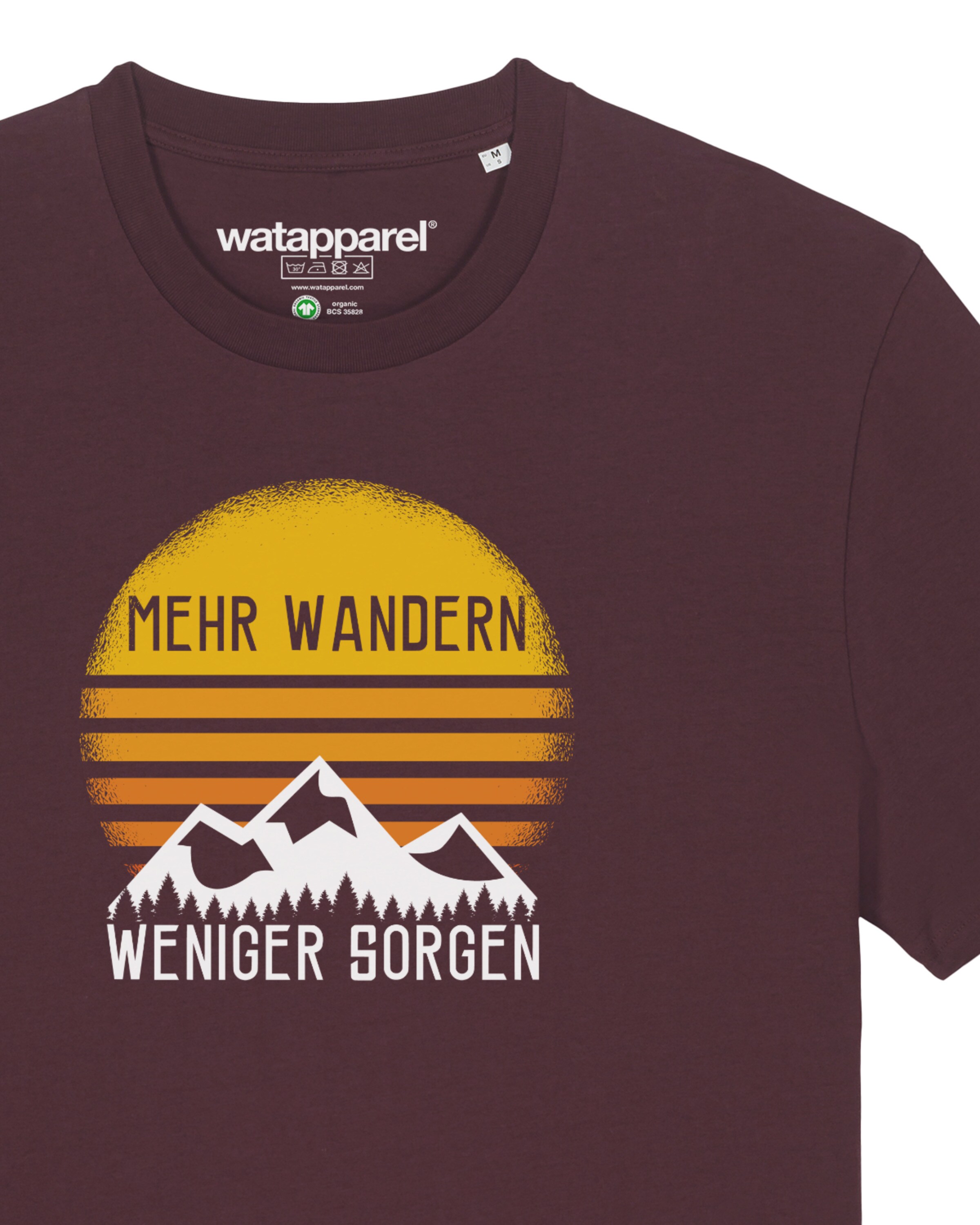 Watapparel Shirt ' Mehr Wandern ' in Rood
