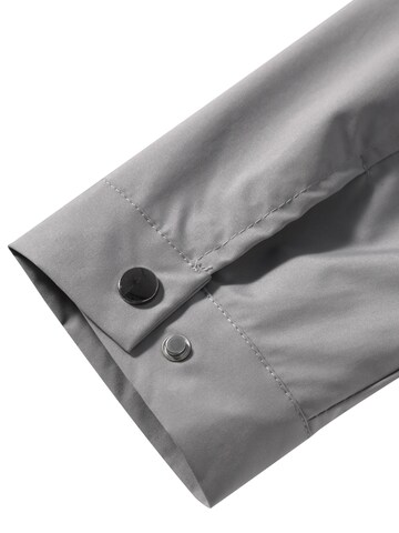 ALLTHEMEN Between-Season Jacket 'Windstille' in Grey