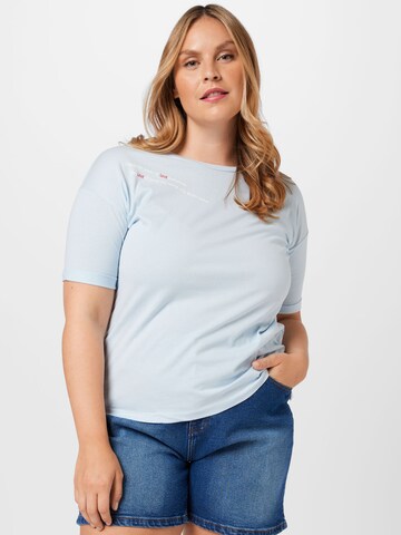 Trendyol Curve T-Shirt in Blau: predná strana