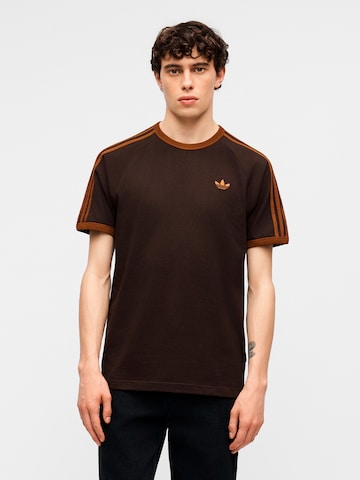 ADIDAS ORIGINALS Μπλουζάκι σε καφέ: μπροστά