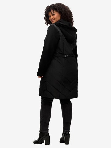 SHEEGO Between-Season Jacket in Black