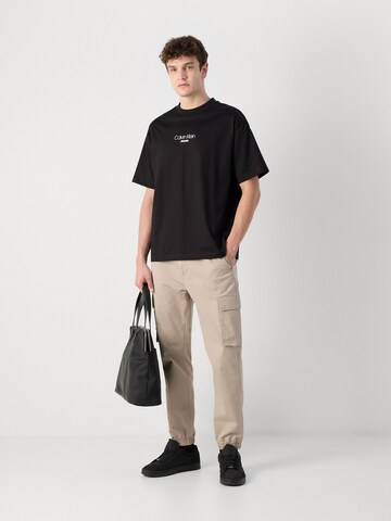 Calvin Klein Jeans Tapered Παντελόνι cargo σε καφέ