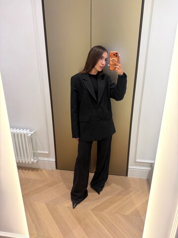 ATRE Blazer in Black