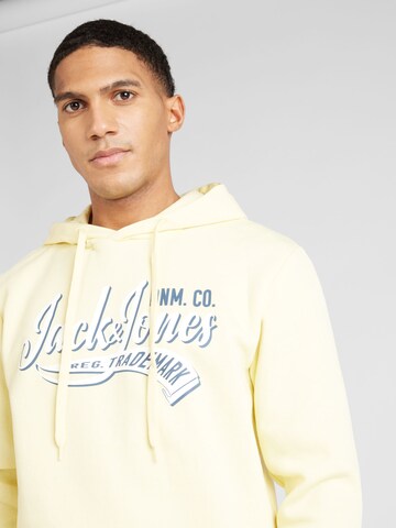 Sweat-shirt JACK & JONES en jaune