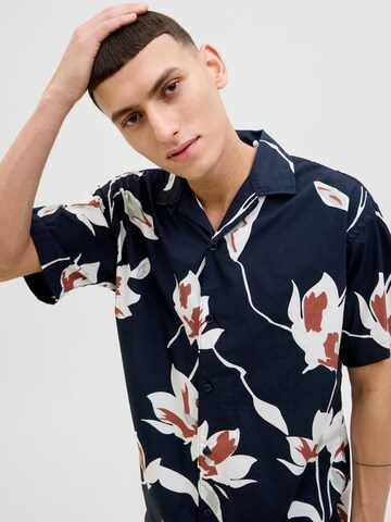 JACK & JONES Comfort fit Button Up Shirt in Grey