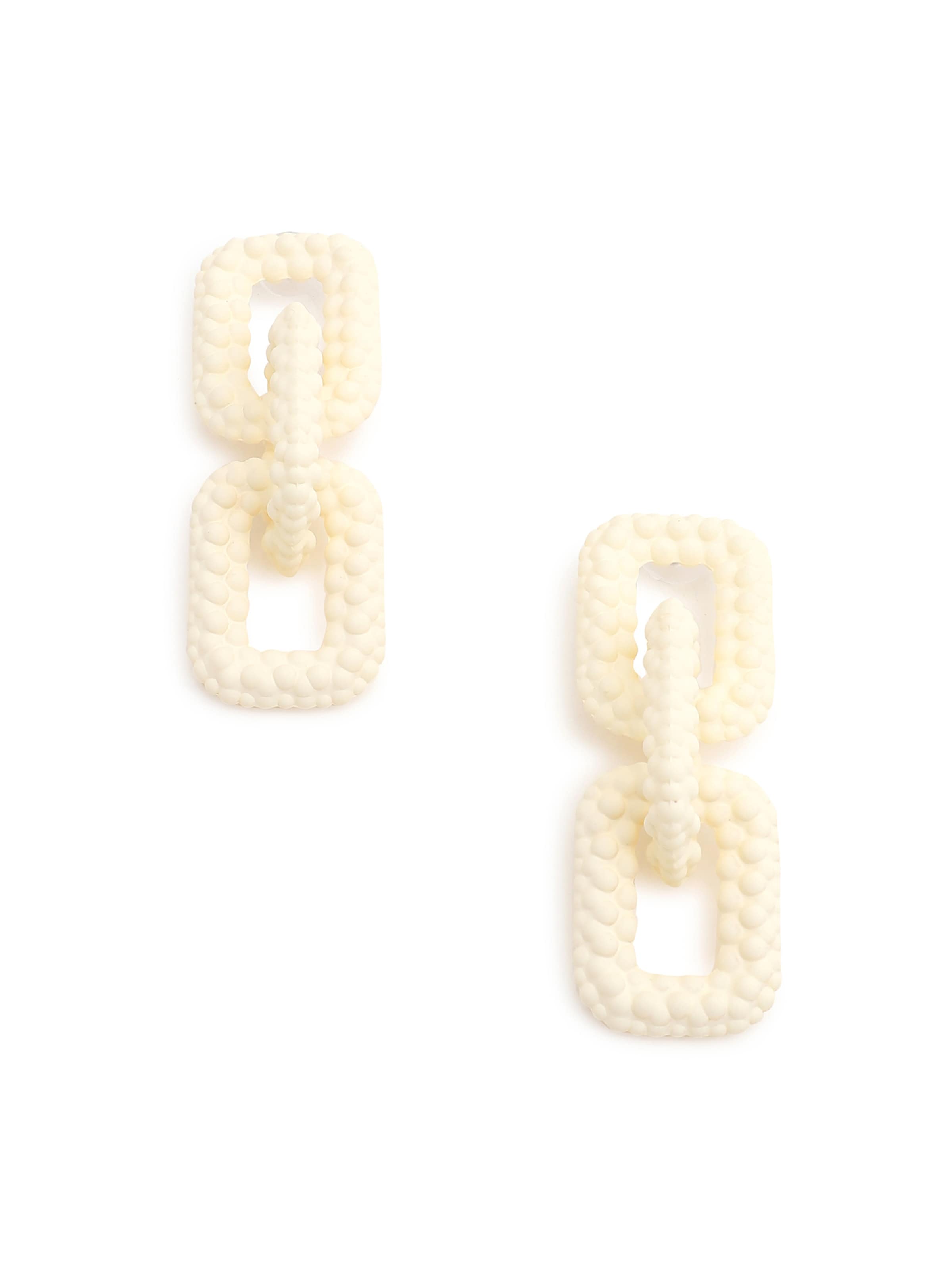 Boucles d'oreilles ' Sarju ' SOHI en blanc : devant