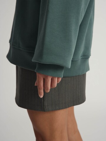 VERSTIQUE - Sudadera en verde