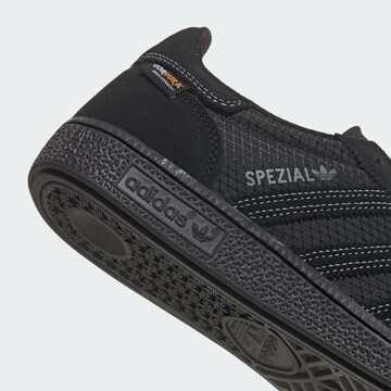 Baskets basses 'Handball Spezial' ADIDAS ORIGINALS en noir