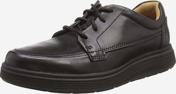 CLARKS Δετό παπούτσι σε μαύρο: μπροστά
