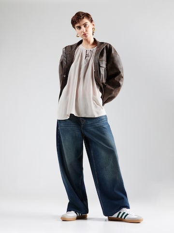 Eight2Nine Blouse in Beige