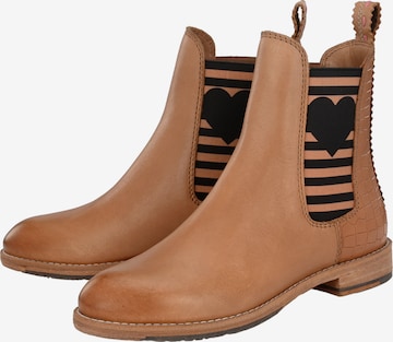 Crickit Chelsea boots in Bruin