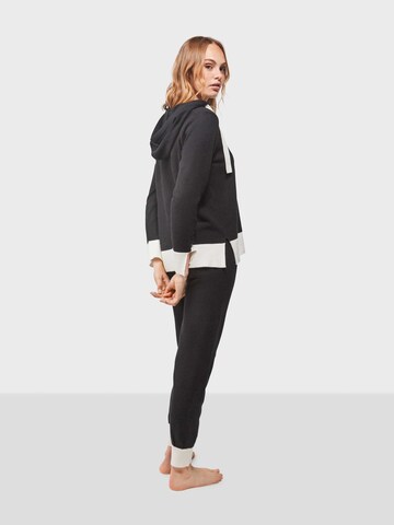 Gisela Pyjamas 'Set' i svart
