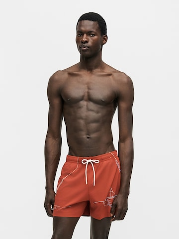Abercrombie & Fitch Kratke kopalne hlače | rdeča barva