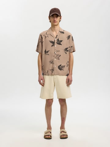 SELECTED Regular fit Button Up Shirt 'SLHTERRY' in Brown