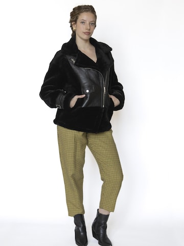 Just things we like - Chaqueta de invierno 'Kiyo' en negro