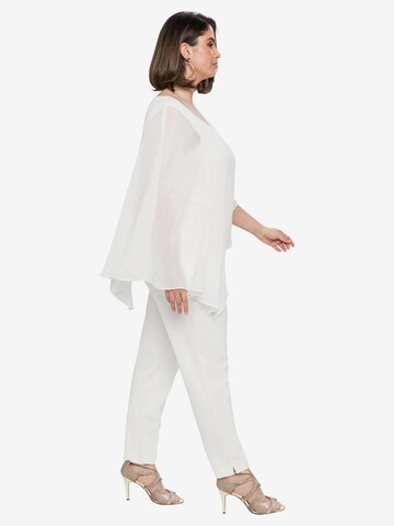 SHEEGO Jumpsuit in Weiß