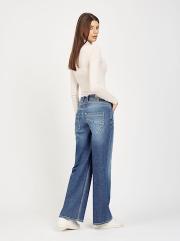 Gang Loosefit Jeans '94MEDINA WIDE ' in Blau