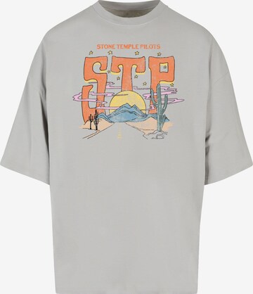 Merchcode T-Shirt 'Stone Temple Pilots - Desert Highway' in Grau: predná strana