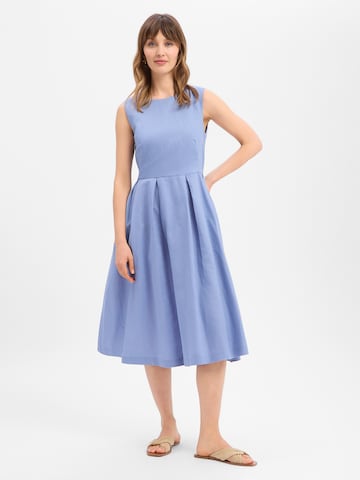 Robe Ambiance en bleu : devant