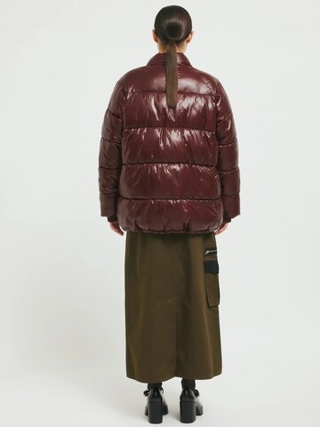 Résumé Talvitakki 'Colbie' värissä ruskea