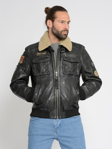 MUSTANG Between-Season Jacket 'Karlstad' in Black: front