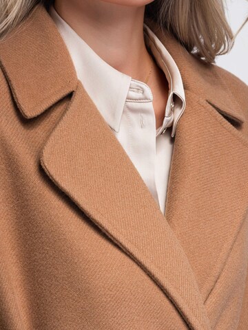 Cappotto di mezza stagione di Ombre in beige