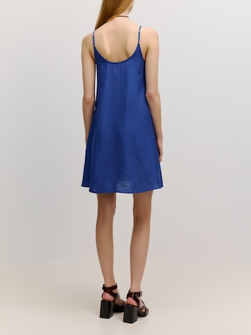 EDITED فستان صيفي 'Lila' بلون أزرق