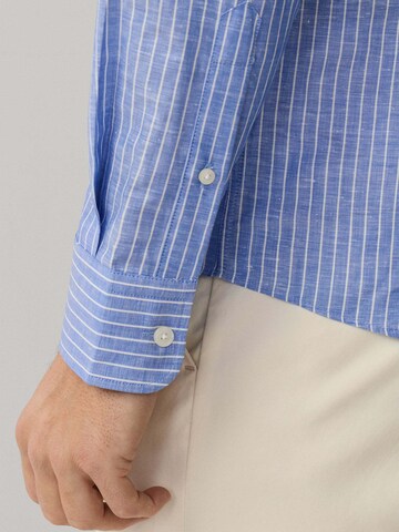 Coupe regular Chemise Hackett London en bleu