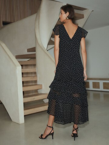 Next Kleid in Schwarz