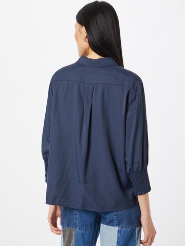 Cream Blouse 'Nola' in Blauw